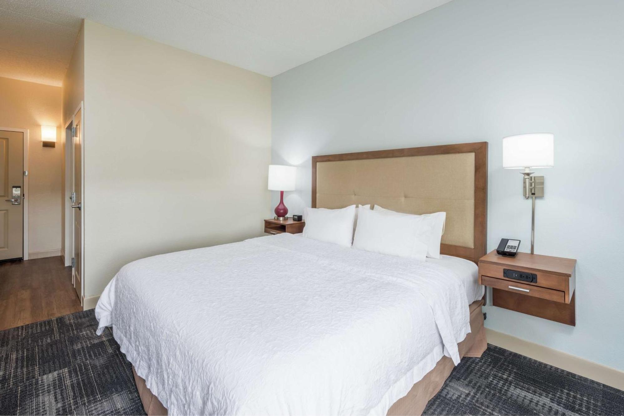 Hampton Inn Columbia Exterior photo